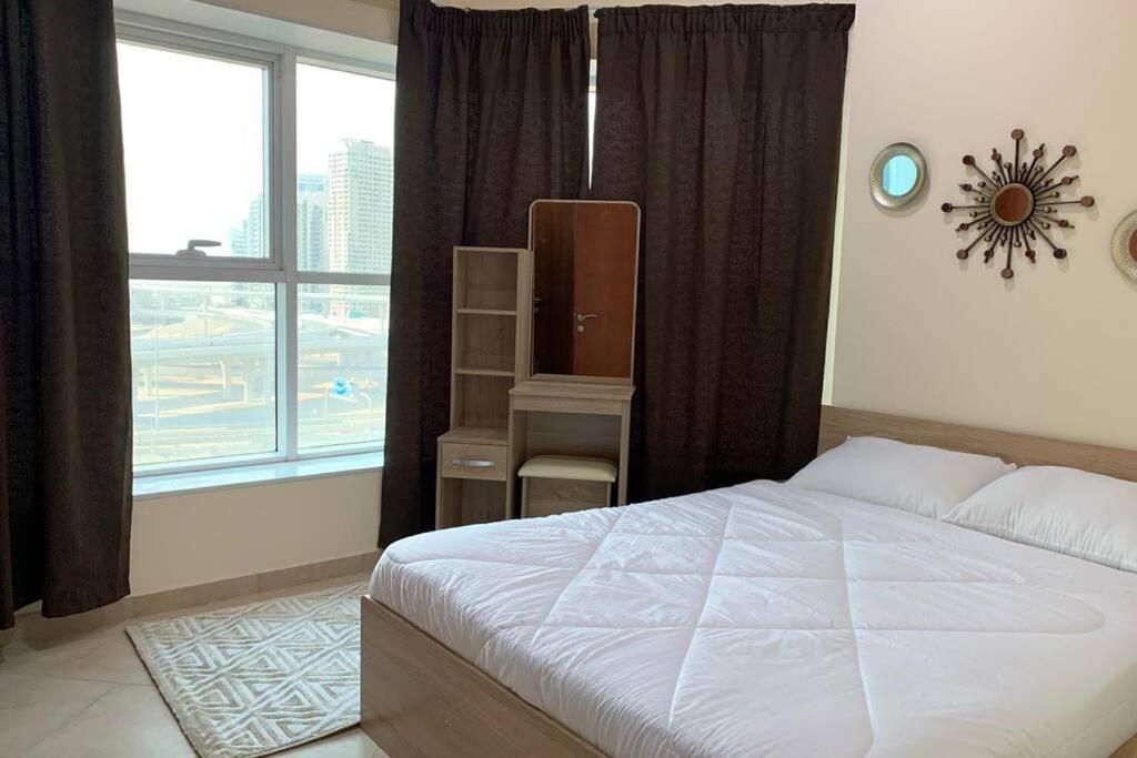 Cozy 2Bhk Near To Dmcc Metro Station -505 Lejlighed Dubai Eksteriør billede